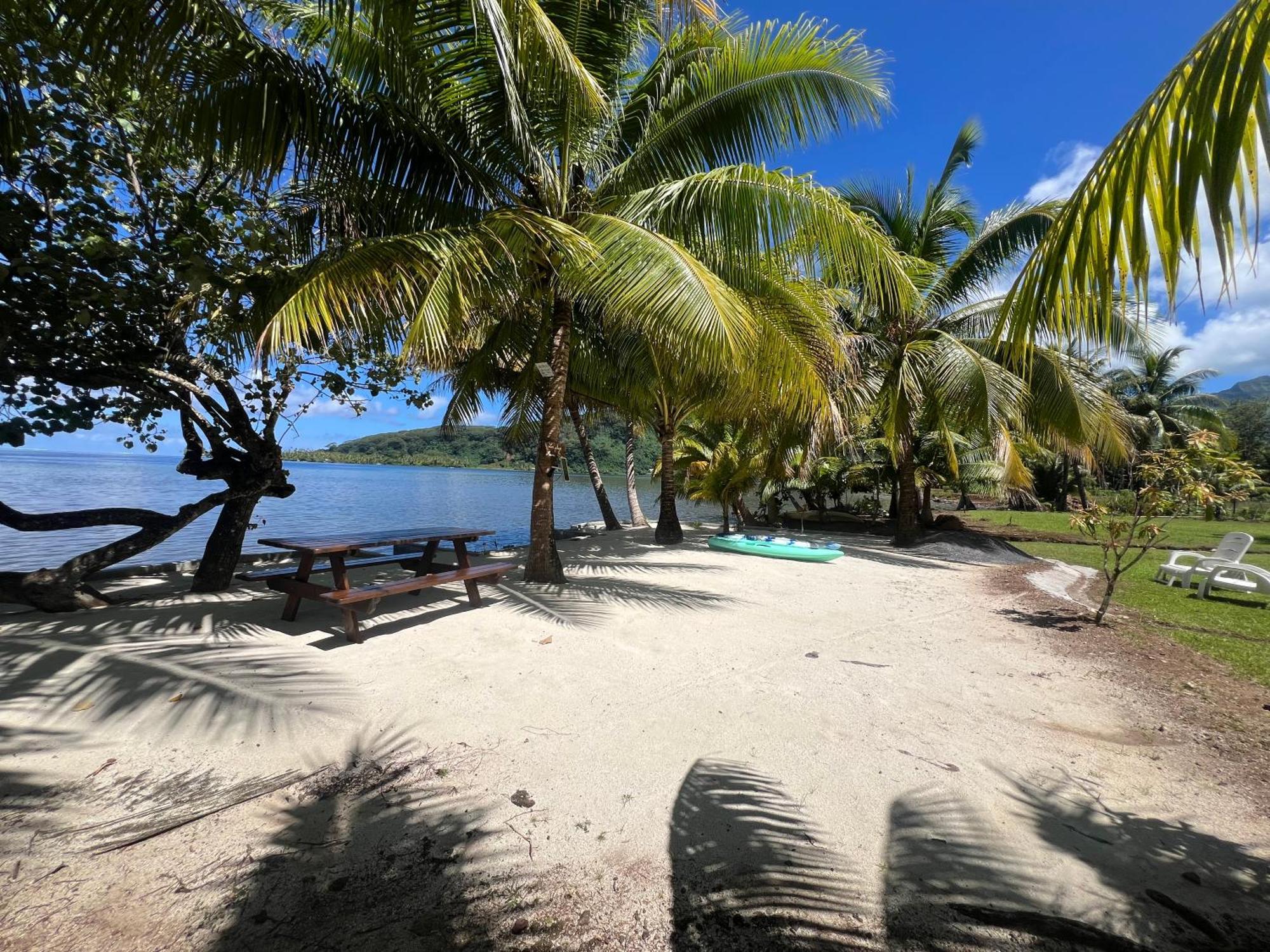 Villa Fare Mama Rota - Au Bord De L'Ocean Taputapuapea Exterior foto